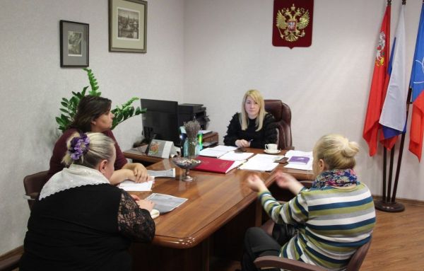 Председатель Совета депутатов Мария Тарасова регулярно проводит встречи с жителями