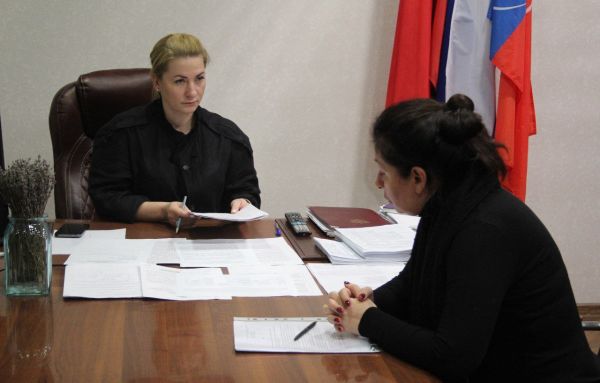 На личный приём к Председателю Совета депутатов Марии Тарасовой жители округа обращаются с самыми разными вопросами 