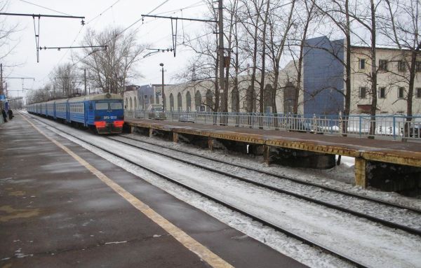 Новые пешеходные переходы через железную дорогу появятся в этом году на станциях Гагаринская и Осеевская