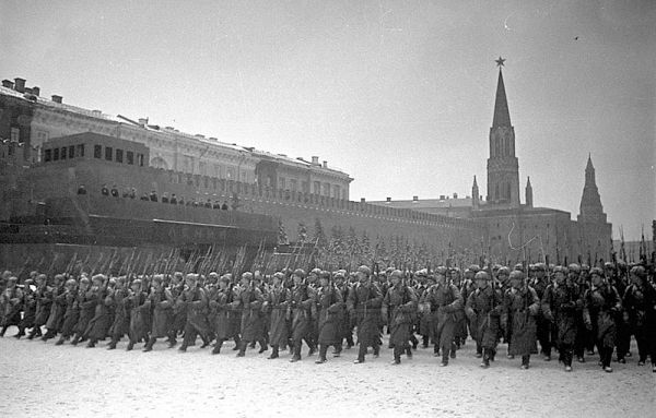 Сегодня 82 годовщина контрнаступления в битве под Москвой 