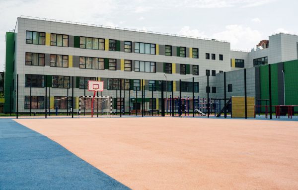 В щёлковских школах продолжается реализация губернаторской программы «Открытый стадион»