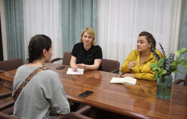 Председатель Совета депутатов Мария Тарасова и Начальник окружного Управления социального развития Олеся Савицкая провели совместный приём граждан 