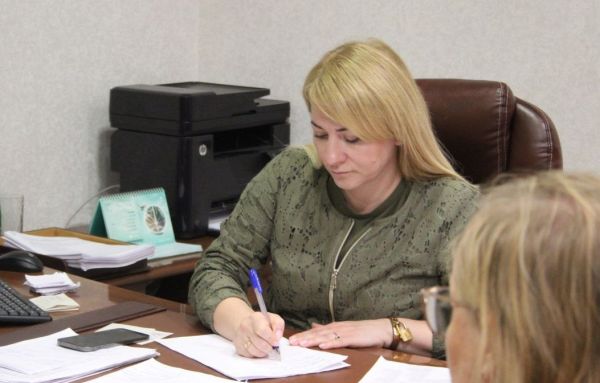 Председатель Совета депутатов Мария Тарасова продолжает проводить личные приёмы граждан 